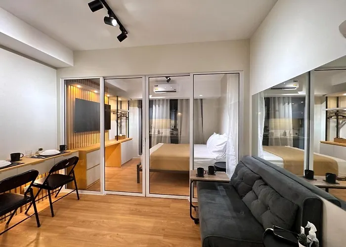 Apartamento Near Rockwell 1br With Balconymodern Minimalist Manila