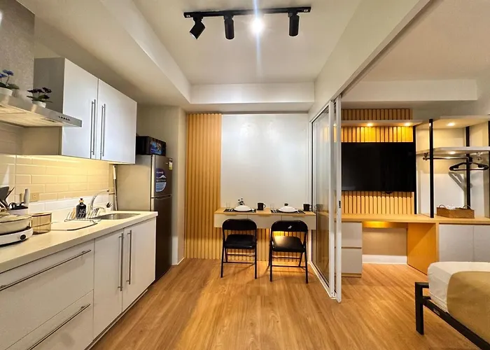 Apartamento Near Rockwell 1br With Balconymodern Minimalist