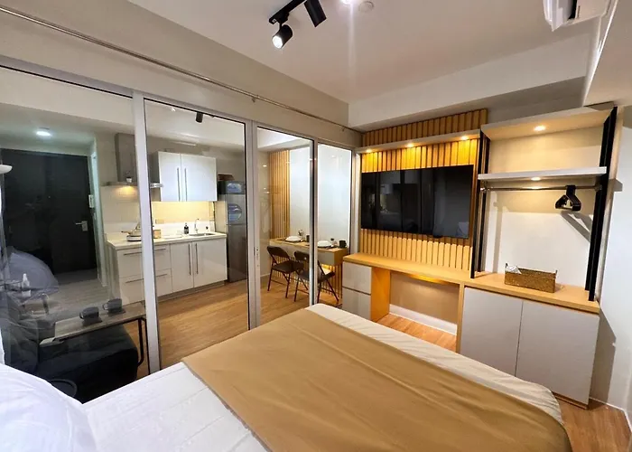Apartamento Near Rockwell 1br With Balconymodern Minimalist